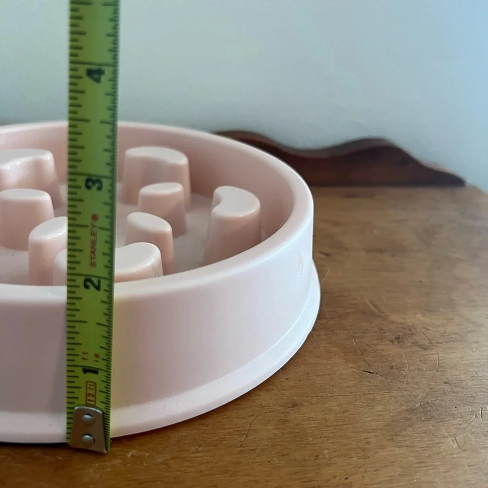 Crescent-Shaped Slow Feeder Dog / Cat Bowl